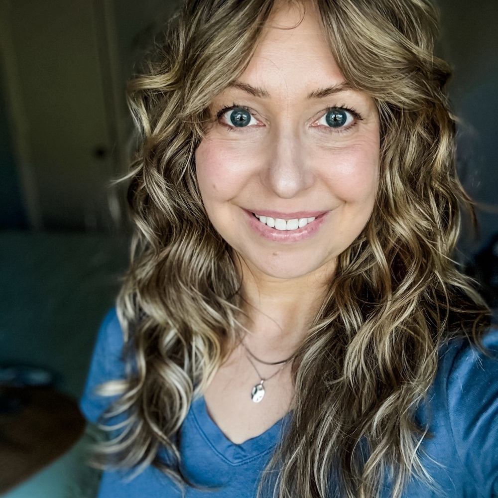 Meet your Posher, Jenessa